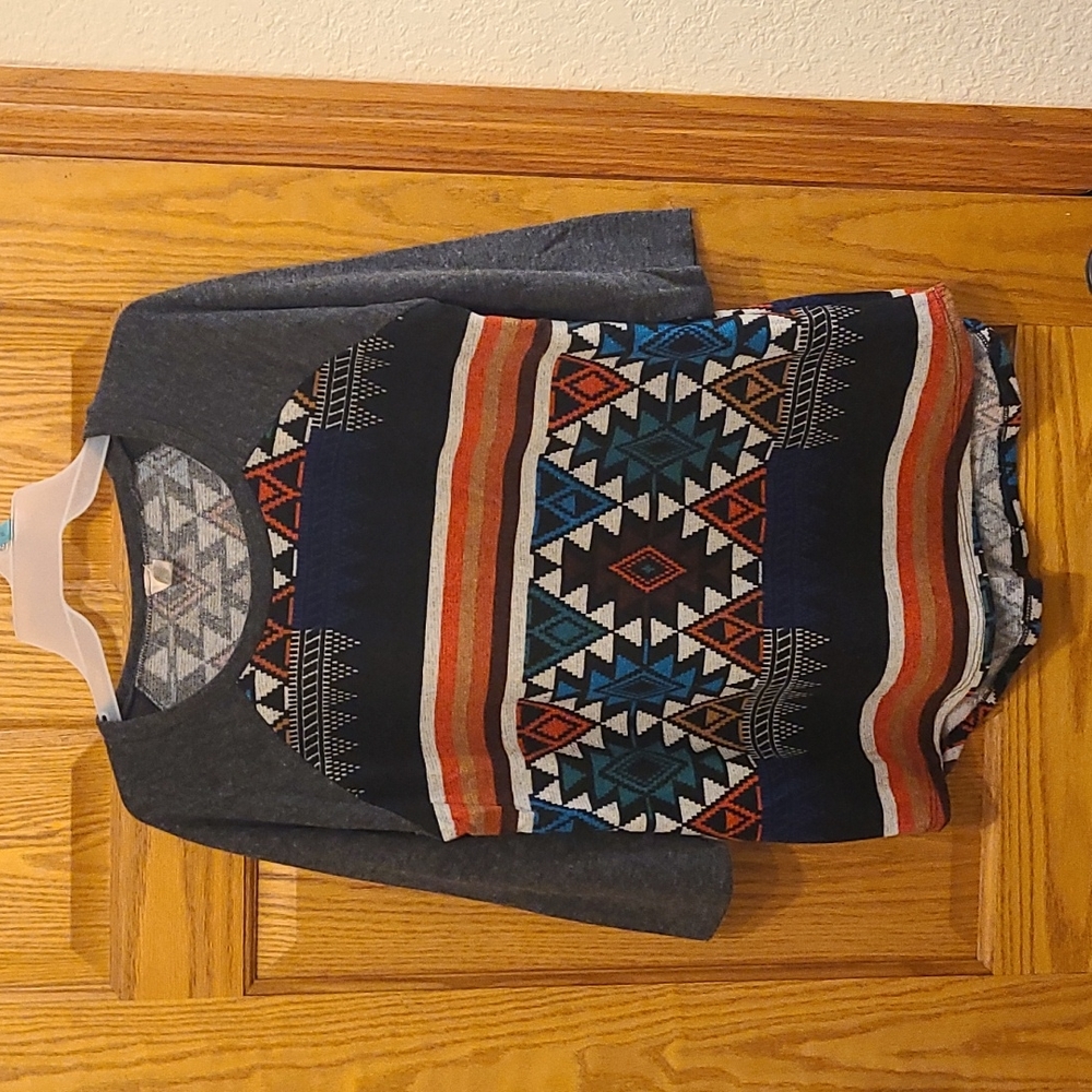 Now N Forever Raglan shirt w/ Aztec print